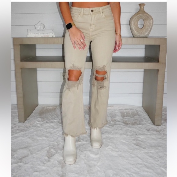 🔥 Acid Wash High Rise Distressed Straight Leg Jeans | Sand Beige - Picture 1 of 2